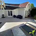 Tiny House - maison de ville au centre d\'Annecy terrasse&climatisation