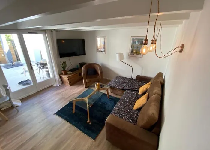 Tiny House - maison de ville au centre d\'Annecy terrasse&climatisation